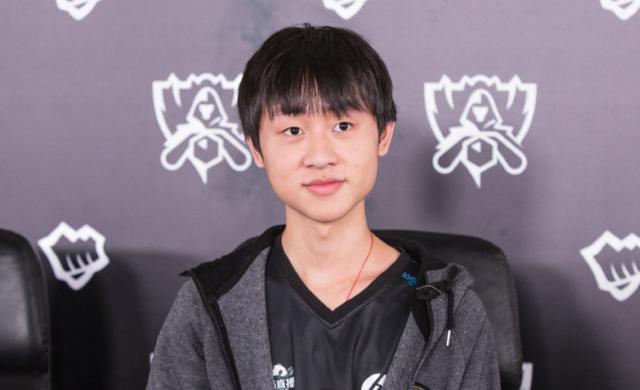 篮球战术中的挡拆精髓