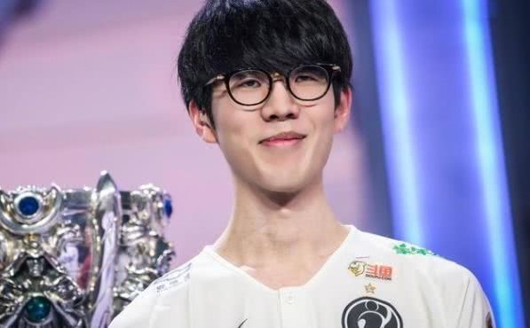 王燊超：只要我还能跑得动，还能做出贡献，我就会奉献出全部